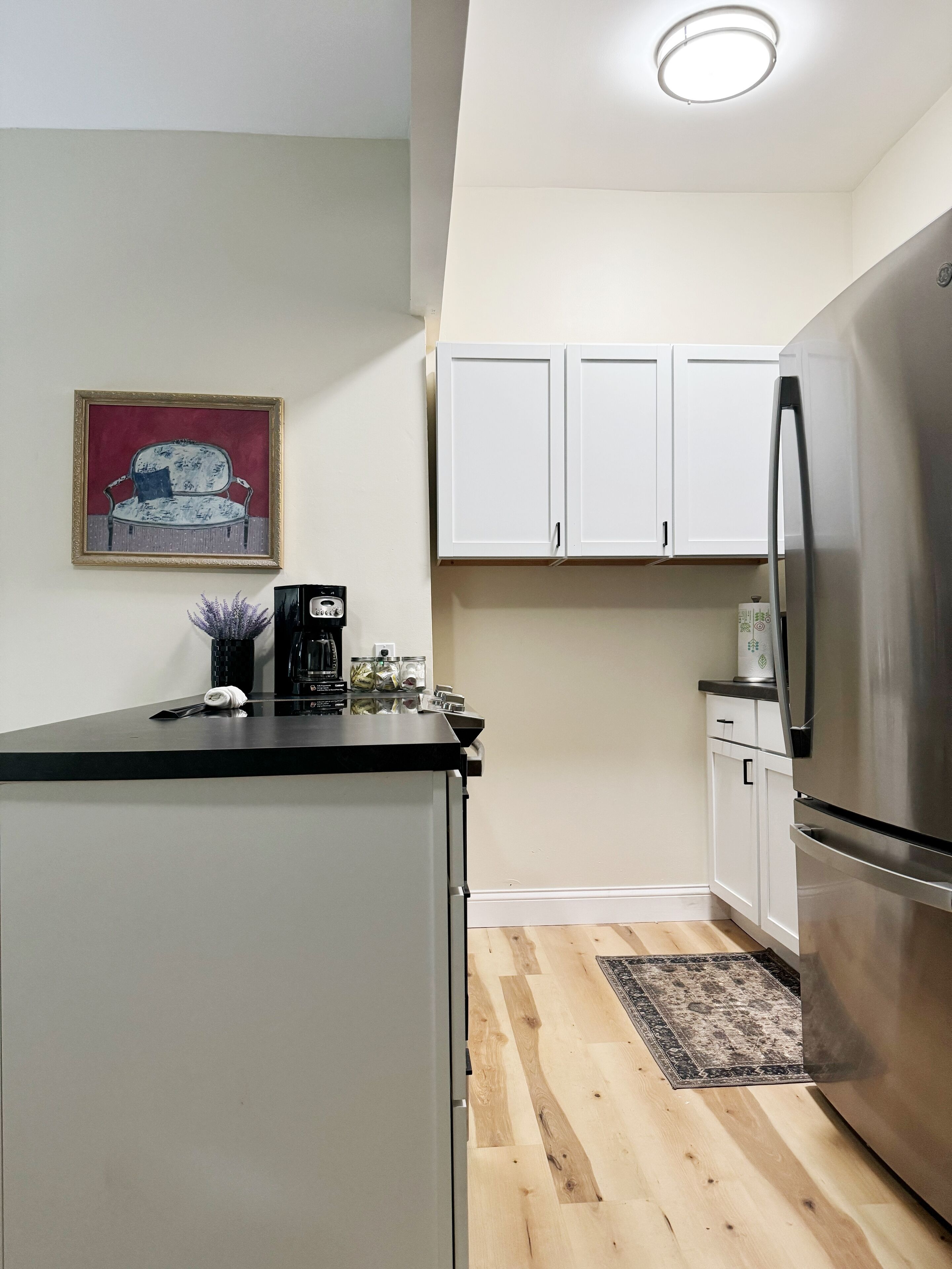 The Cardinal 810 A | KING 1BD/1BA Apt