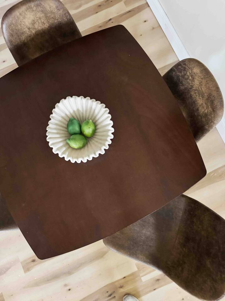 The Cardinal 810 A | KING 1BD/1BA Apt