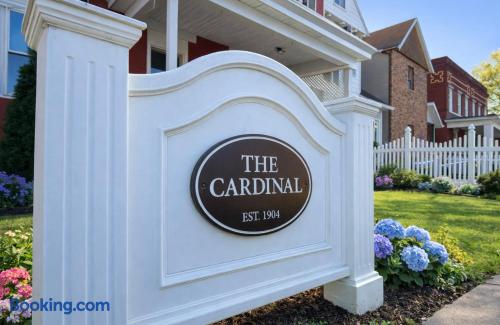 The Cardinal 808 A | KING 1BD/1BA Studio Apt