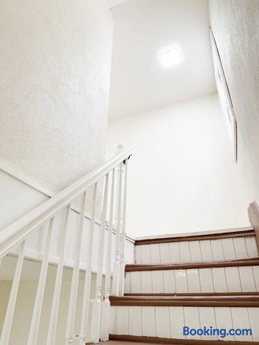 The Cardinal 810 C | QUEEN 1BD/1BA Studio Apt