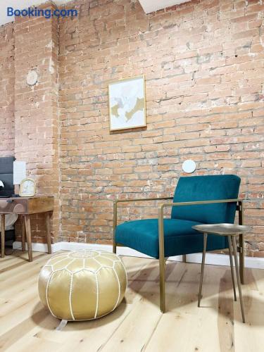 The Cardinal 810 C | QUEEN 1BD/1BA Studio Apt