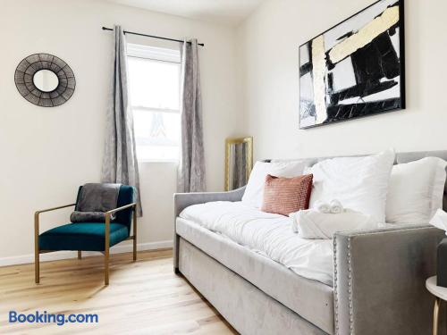 The Cardinal 810 C | QUEEN 1BD/1BA Studio Apt