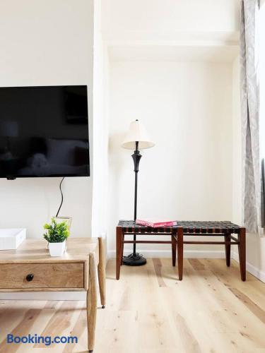 The Cardinal 810 C | QUEEN 1BD/1BA Studio Apt