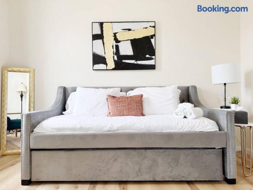 The Cardinal 810 C | QUEEN 1BD/1BA Studio Apt