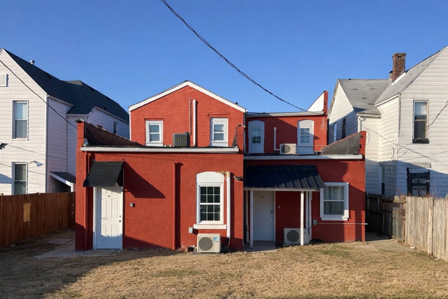 The Cardinal 810 C | QUEEN 1BD/1BA Studio Apt