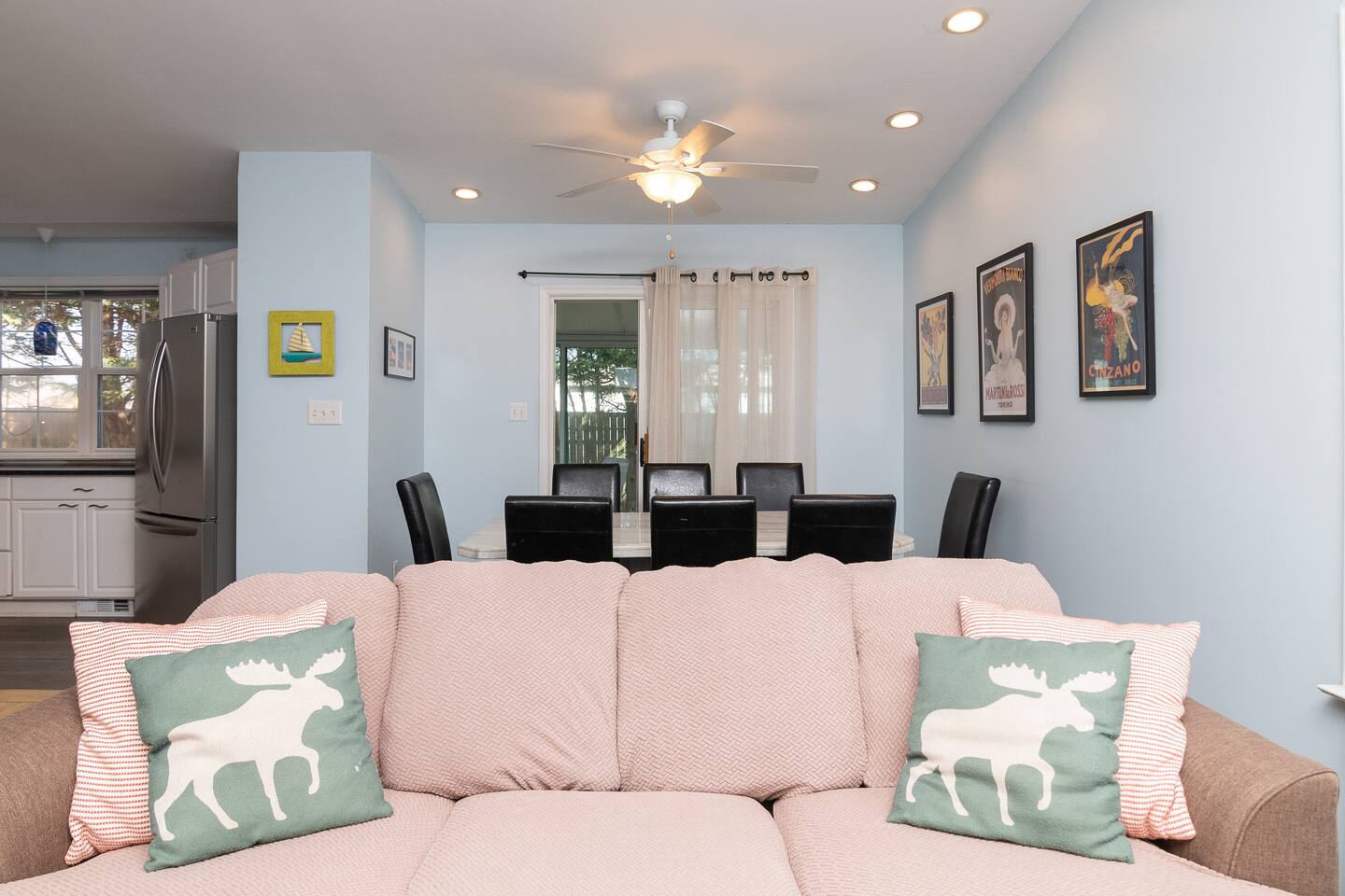 Sea Side Serenity - 4BR - Sleeps 12, Pet Friendly photo 16