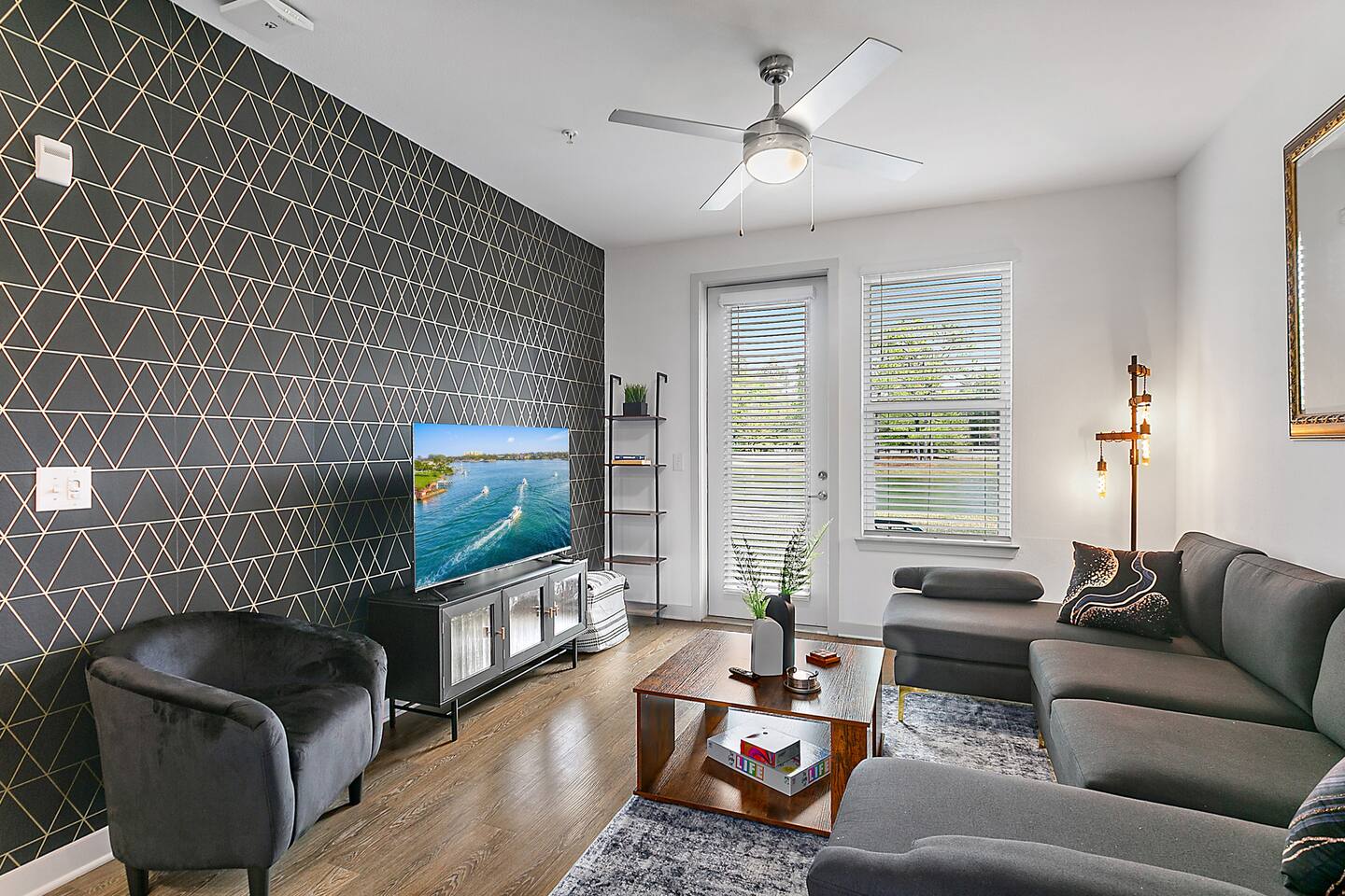 Cozy 1BR Escape | Lake View by Travelux Rentals