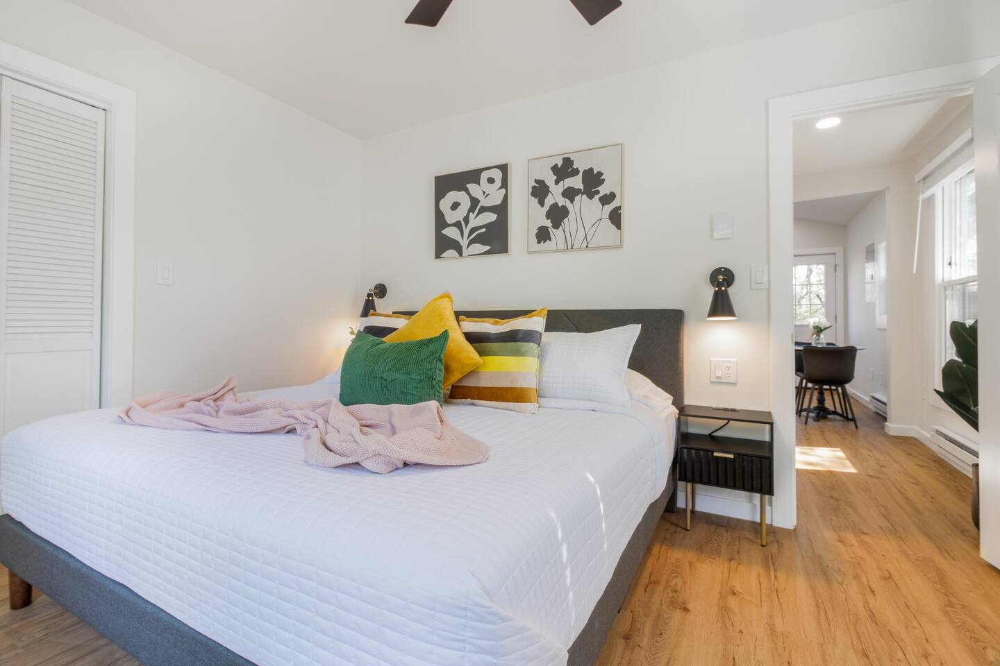 Historic Depot Town Home, King Bed