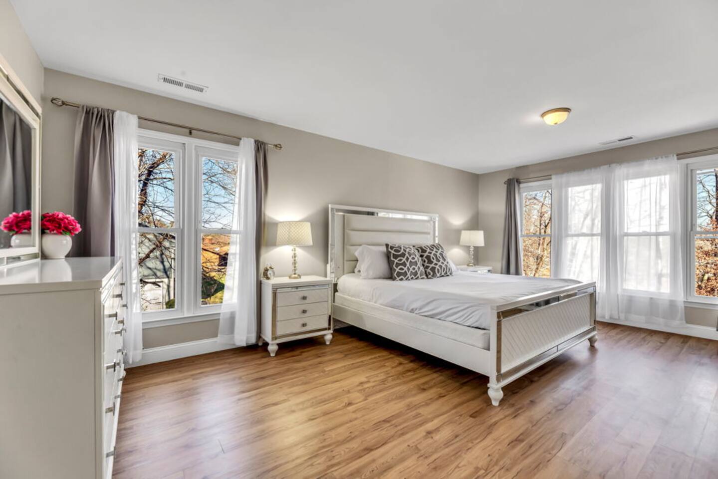 King Beds | Pet-Friendly | Large Yard