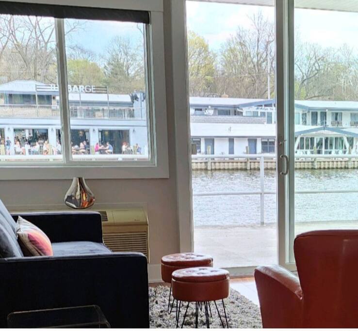 Saugatuck Waterfront Getaway Shop, Eat, Bike, Pool
