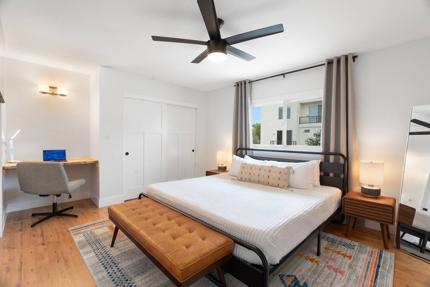 NEW! Old Town Modern, Walkable, Hot Tub & Fire Pit