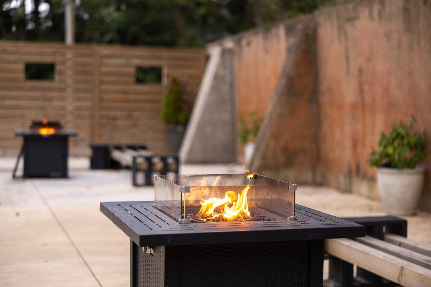 Steps to Bathhouses| Historic Downtown Studio