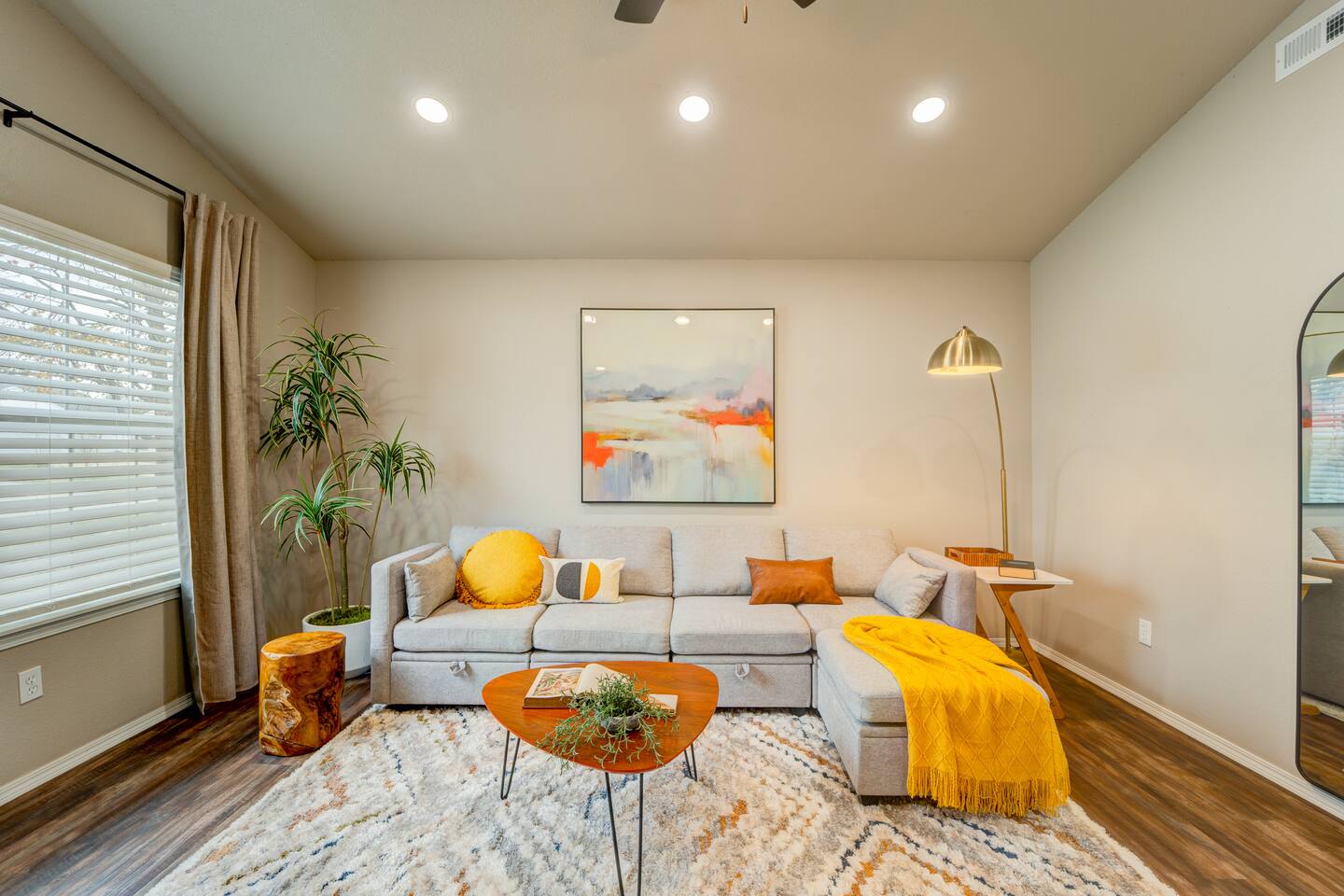 Trailside Modern 2-Bed, 1-Bath