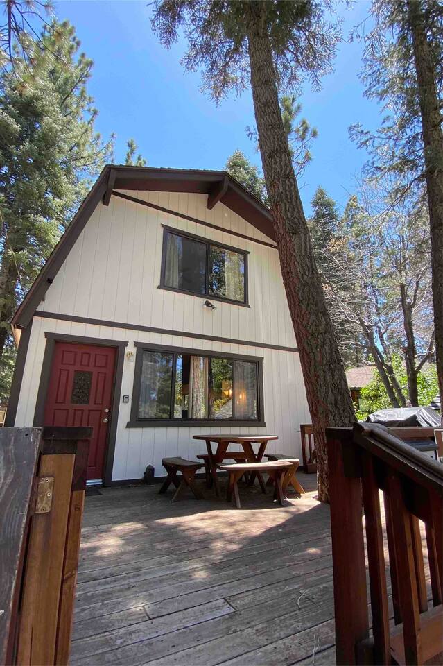 Moonridge Retreat•Spa•Trails•Ski-Bike•Golf•Zoo