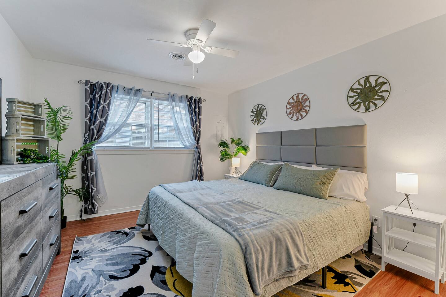 Cozy Pet-Friendly 3BR • Near Norfolk Beaches