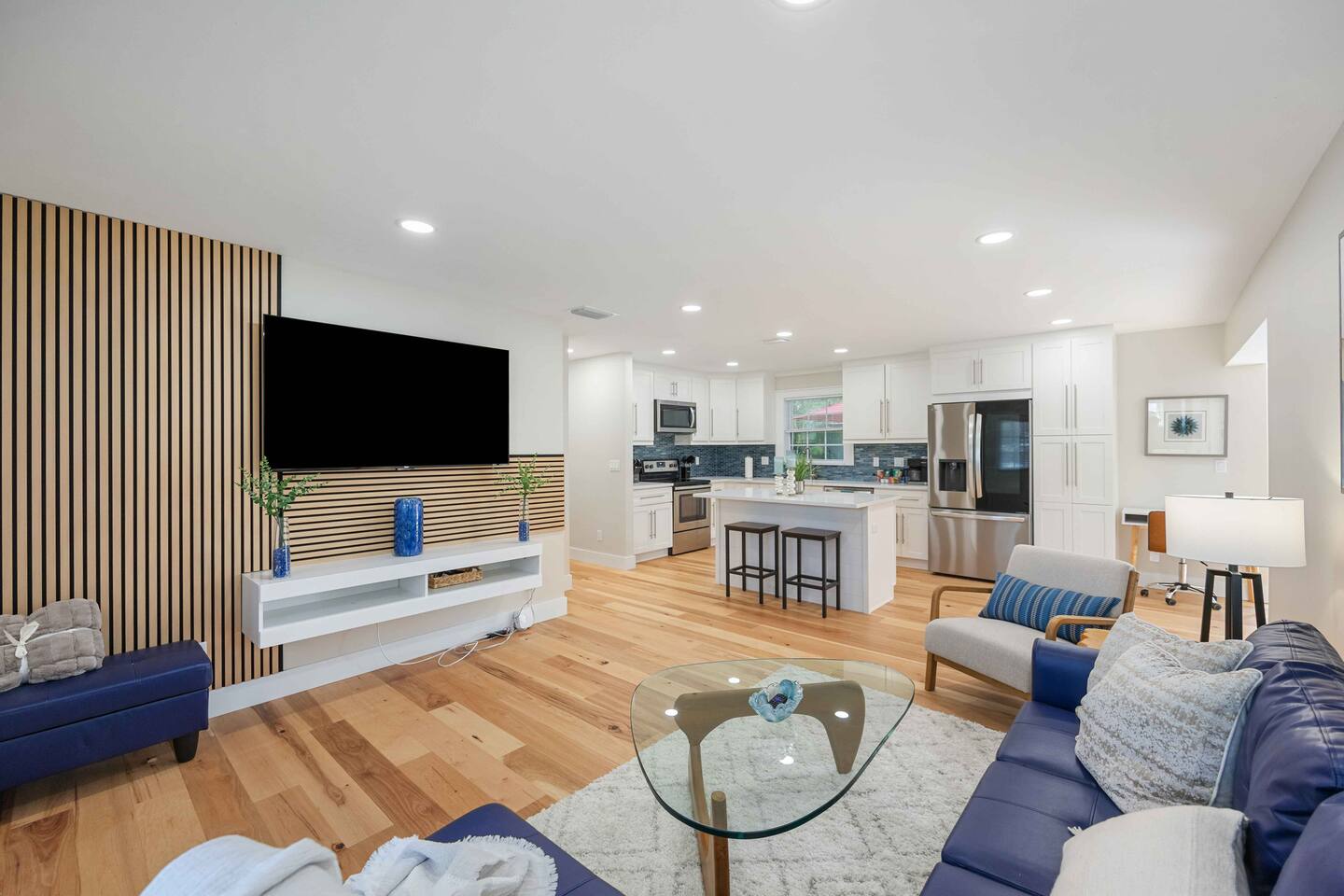 Downtown Sarasota retreat. Home in Arlington Park.