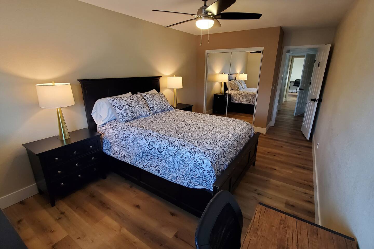 Northridge - Fully Furnished Cozy Room #6