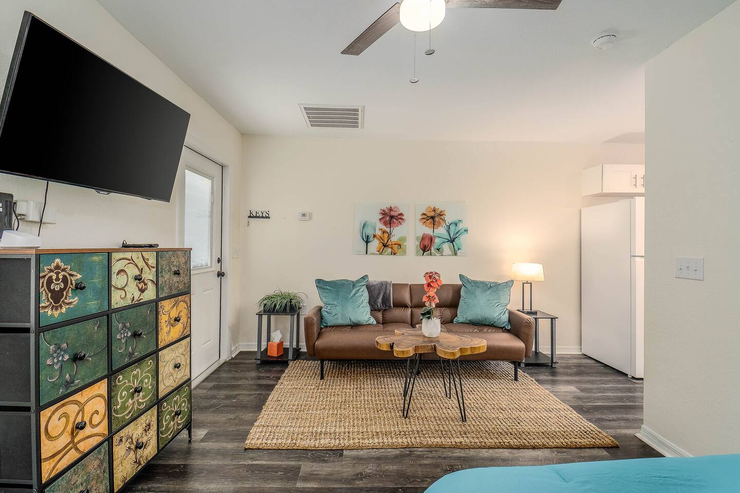 Downtown Stylish Studio (Florida Southern College)