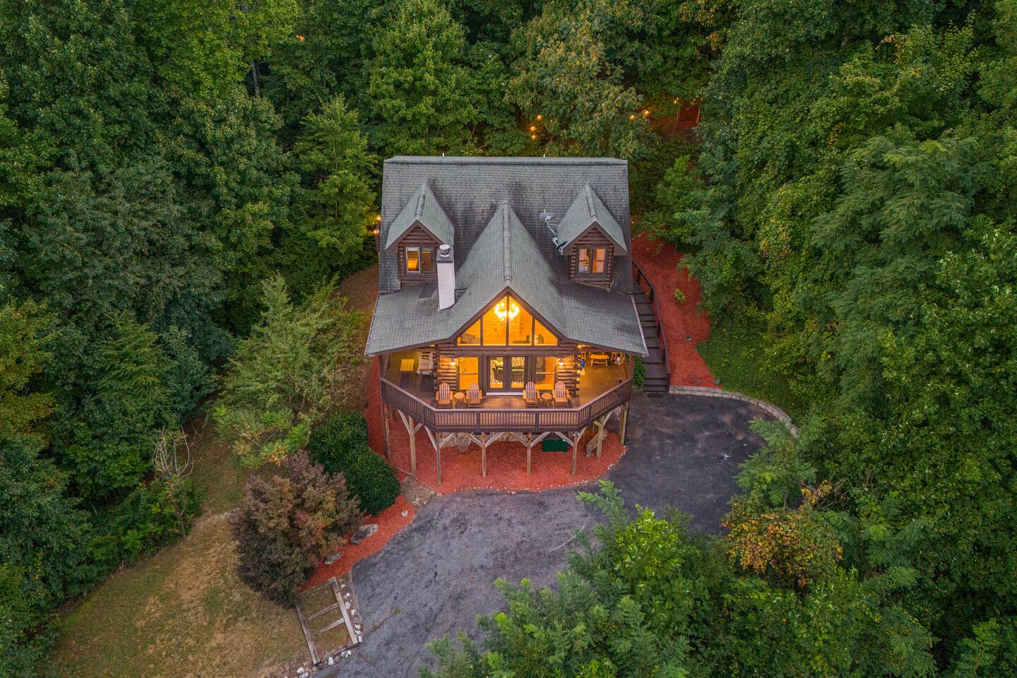 Secluded Mountain Lodge | Hot Tub, Waterfall Hikes