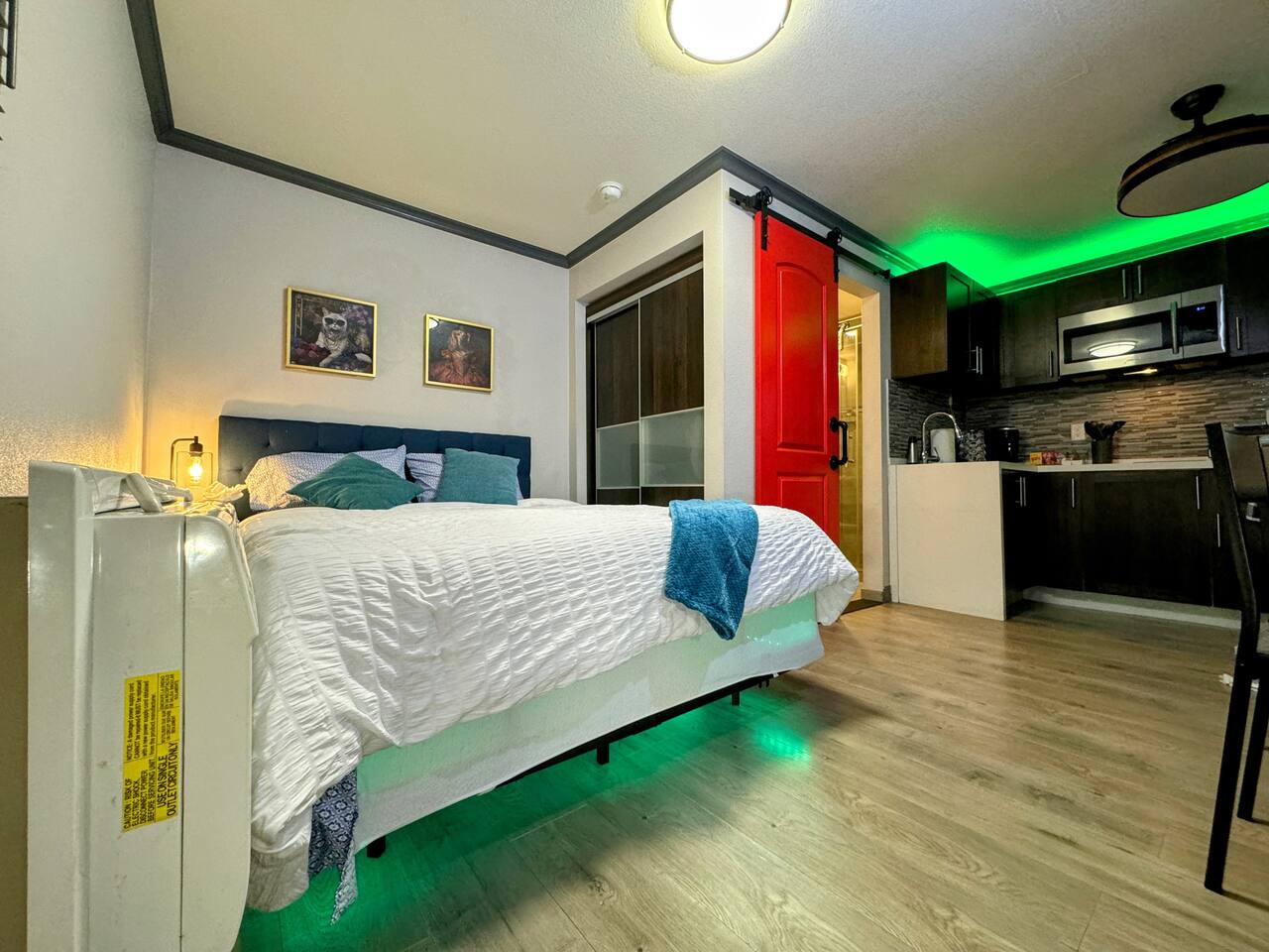 Stocked Studio, Downtown Luxury