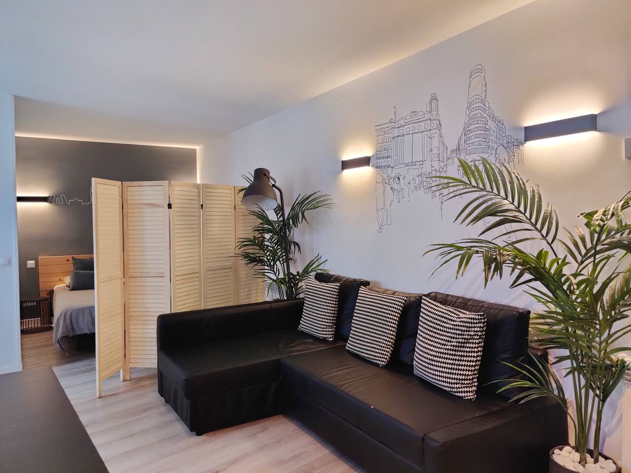 Quiet  at Historical City Centre WiFi-A/C