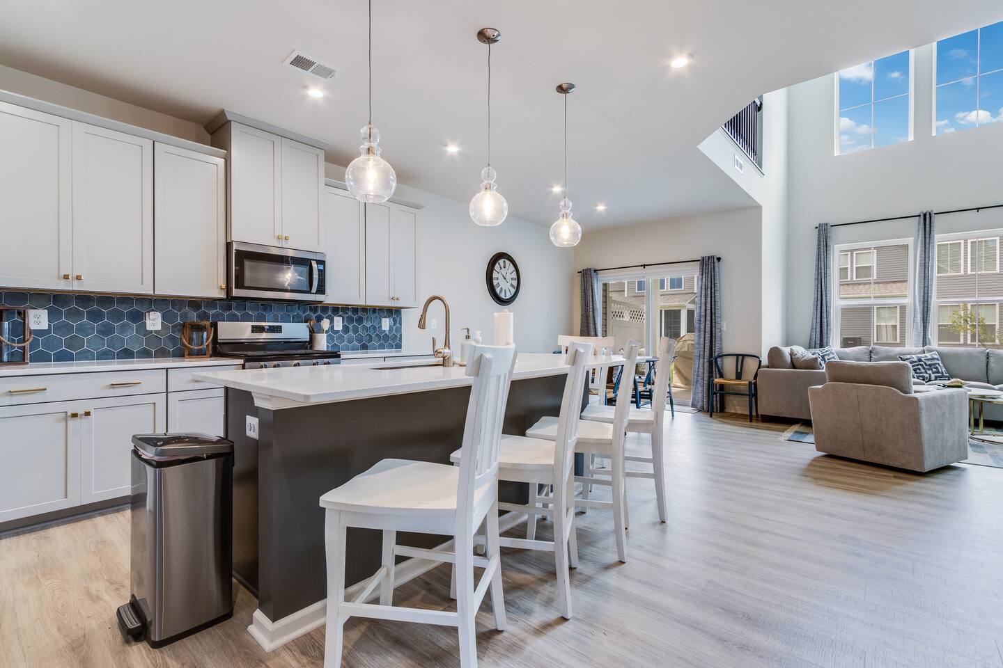 LDL Retreat - can rent monthly off-season