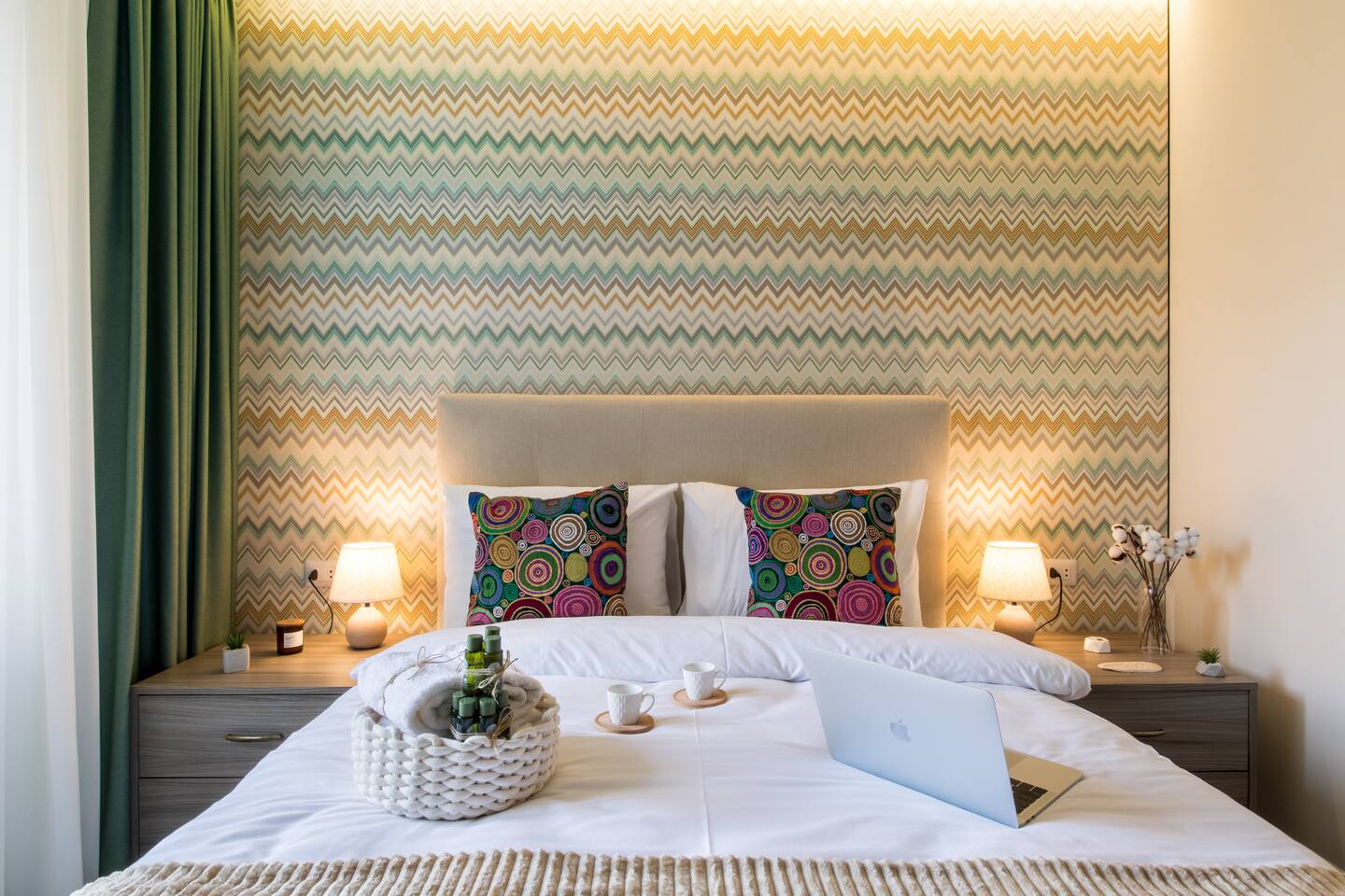 Captivating Flat w/ Balcony Self-CheckIn