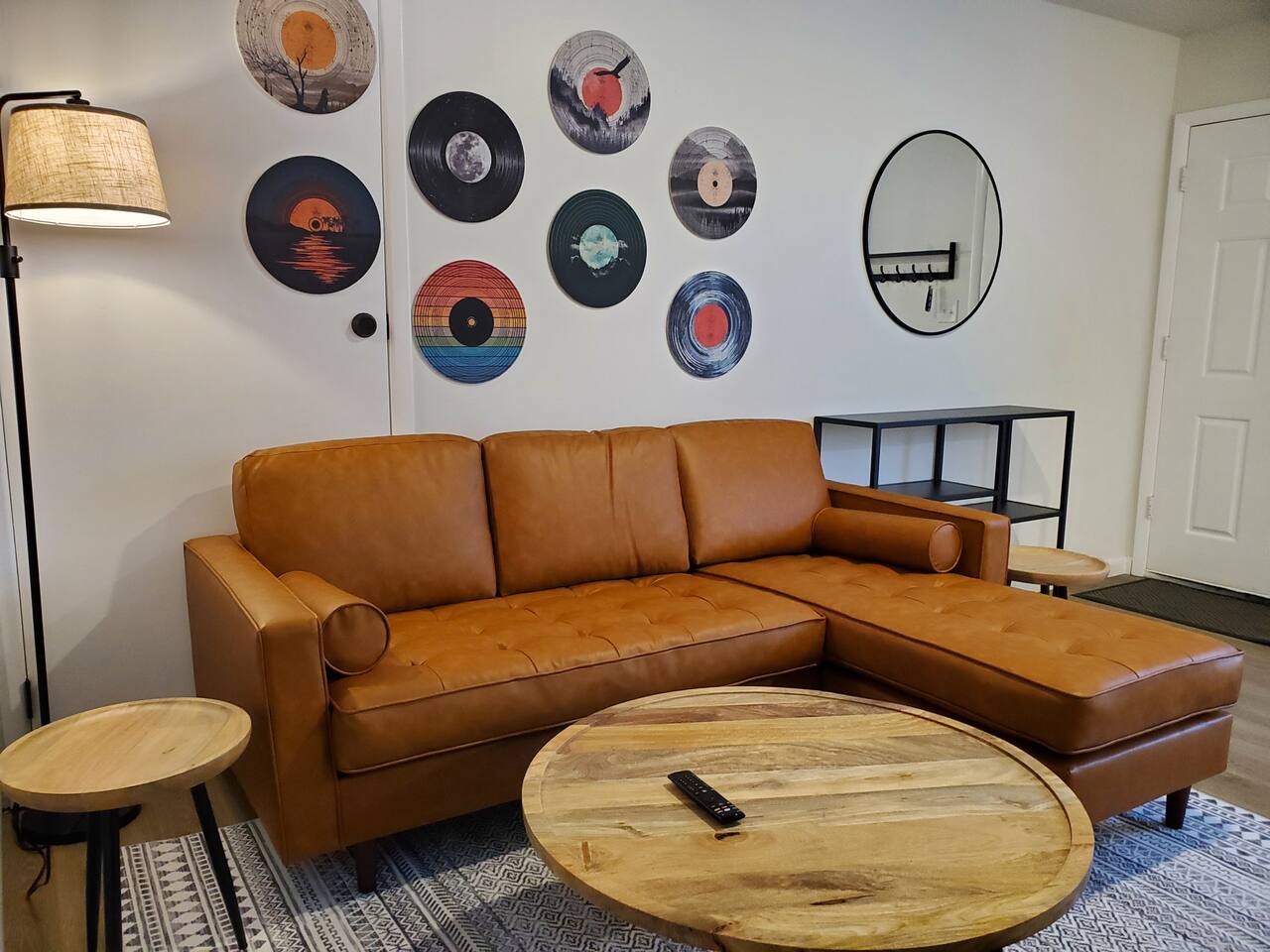 Cozy Apartment | Traveling Professionals Welcome