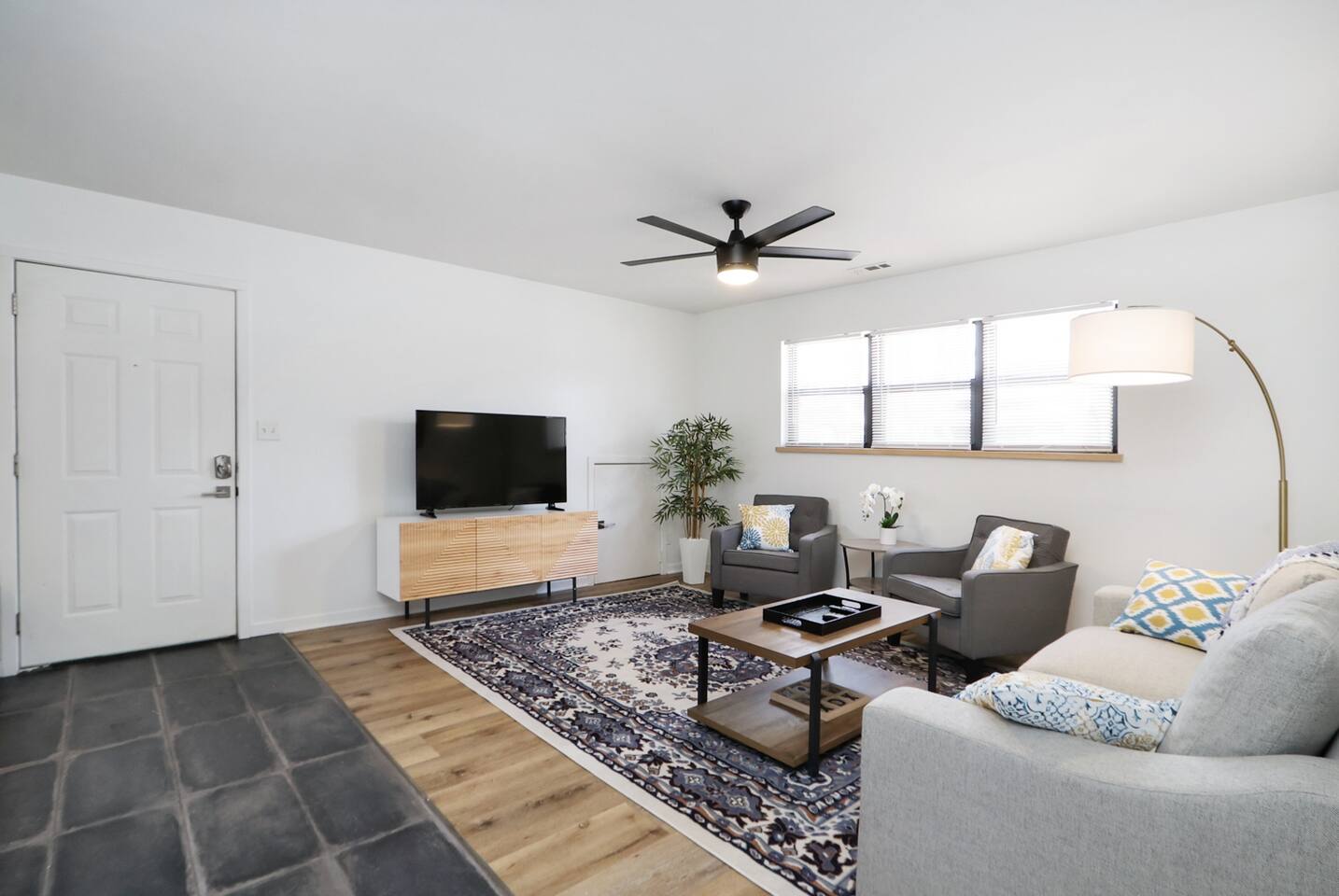 Walk to K-State | Cozy Manhattan Retreat