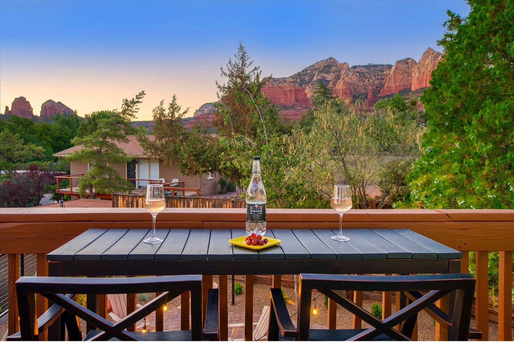 Walk2 Uptown • Views, Tub & Fire Pit • Lux 3 Kings