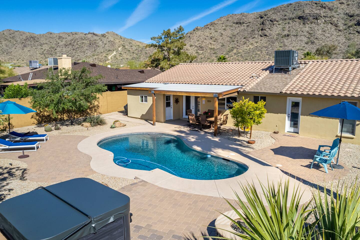 3bd, Pool, Hot Tub, Hiking Trail, Garage, ASU