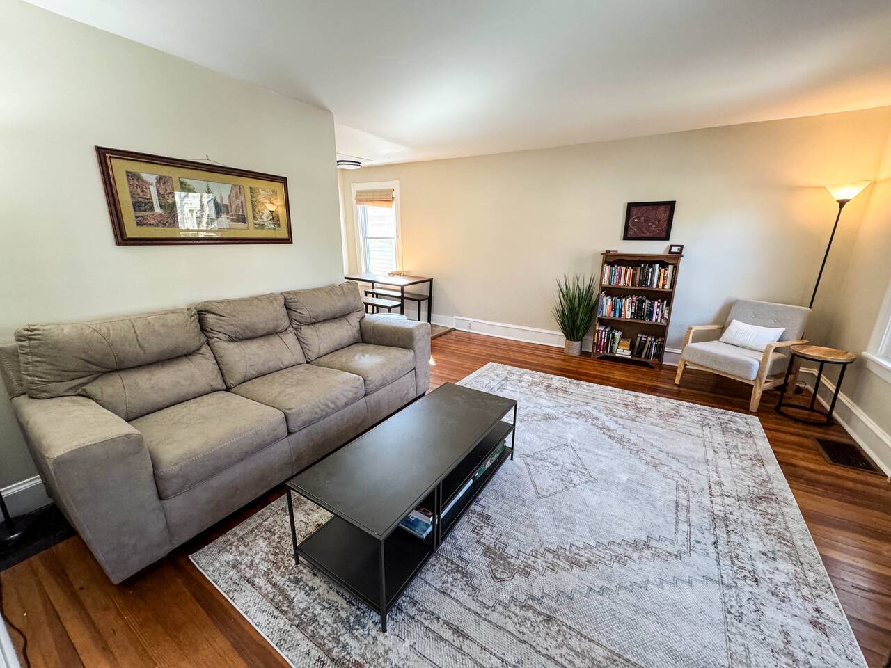 Walkable cute downtown Ithaca +1 bdrm