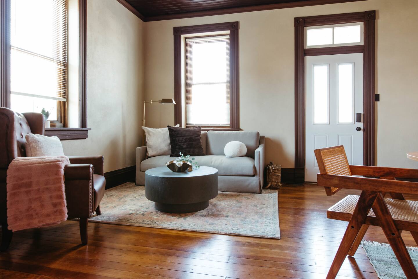 Plenty of seating space in this living room