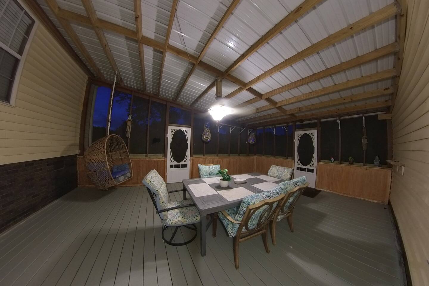 River Dream Lake Murray Getaway