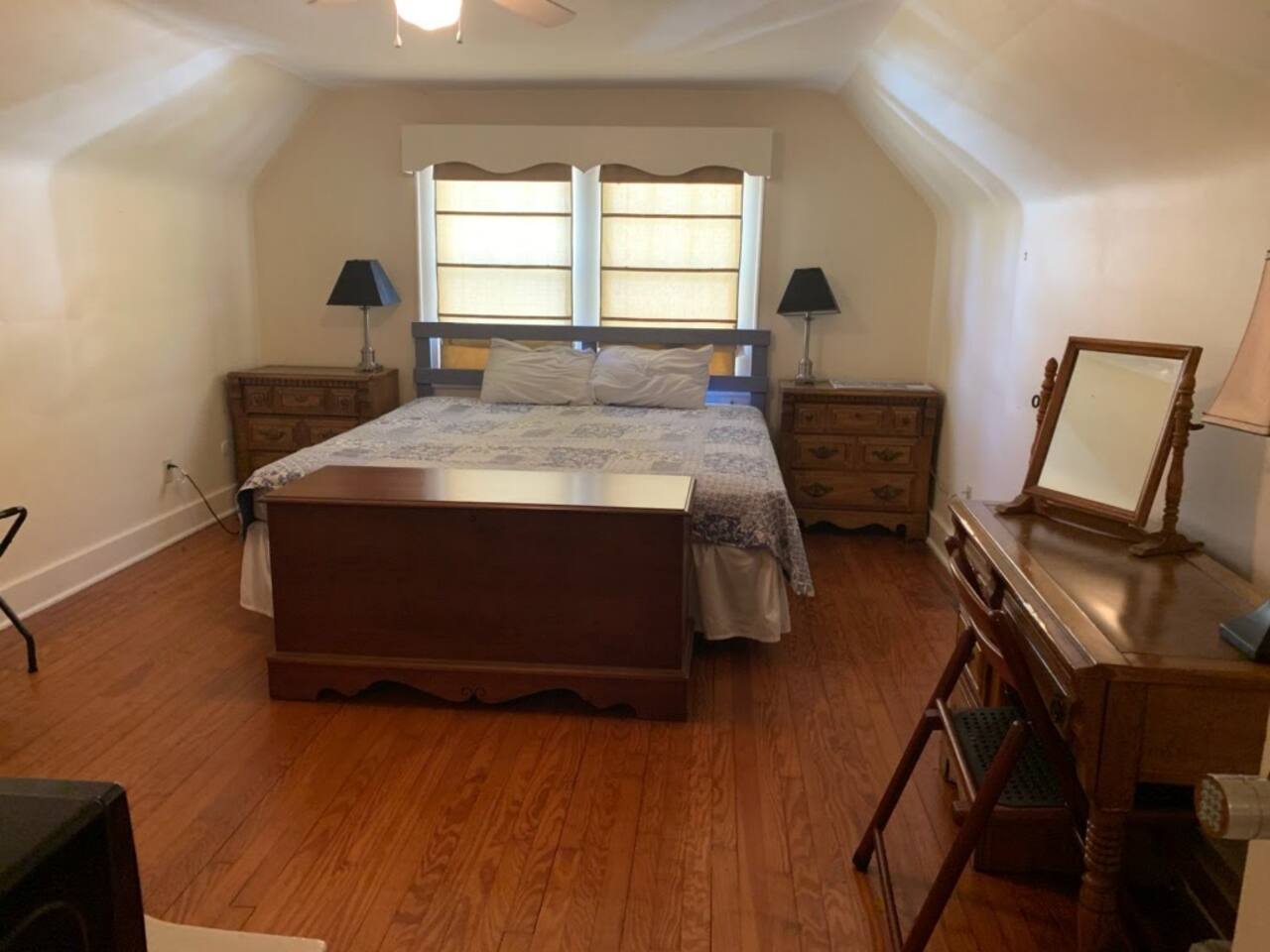 Priv 2br1ba Floor:Nurse & SEMO campus Friendly