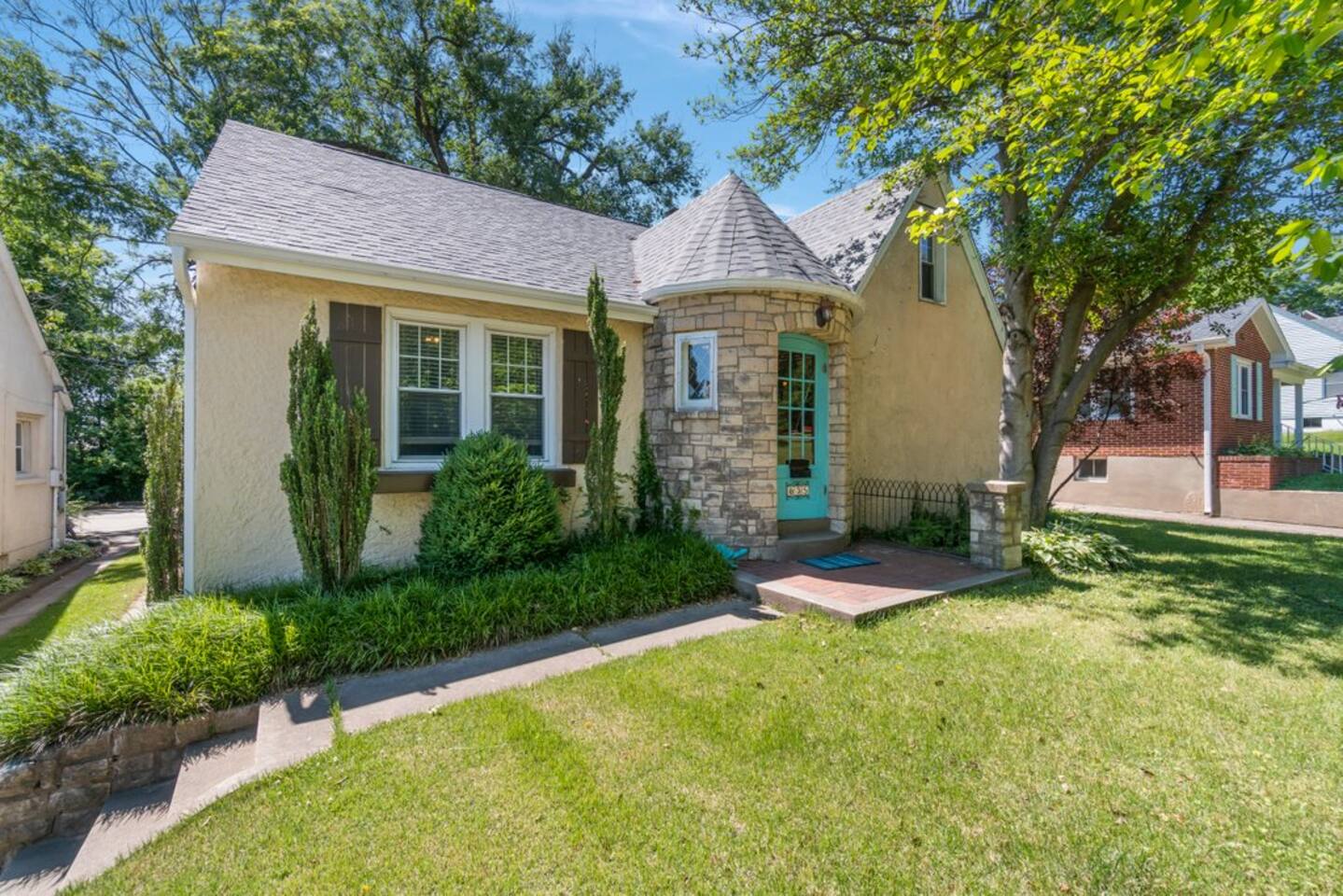 Private 1bd1ba Floor: Nurse & SEMO Campus friendly