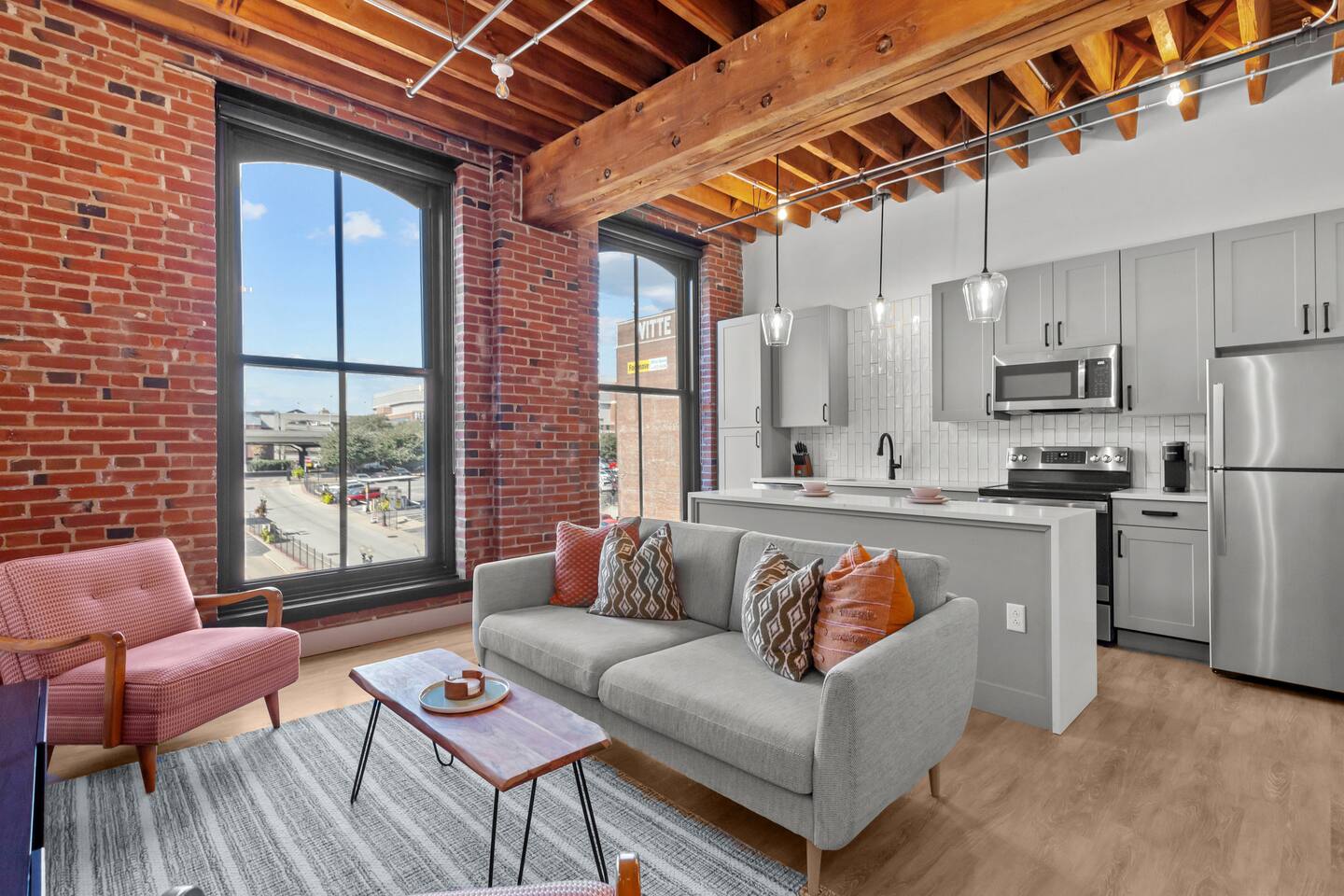 Brick & Bed Riverfront Lofts, G 302