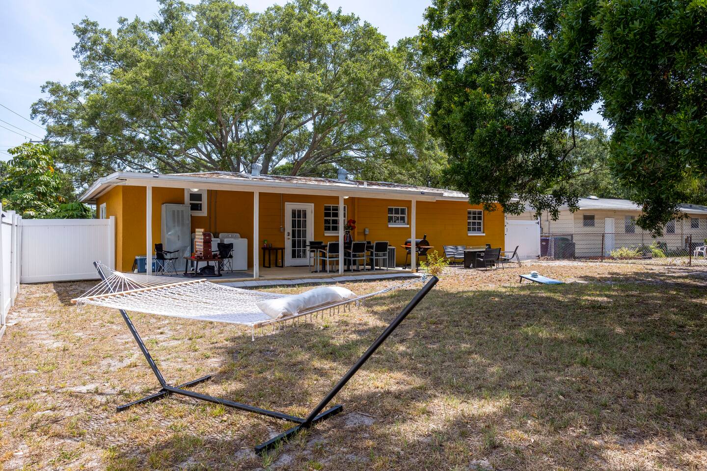 Tampa family getaway MacDill AFB 15 mins downtown