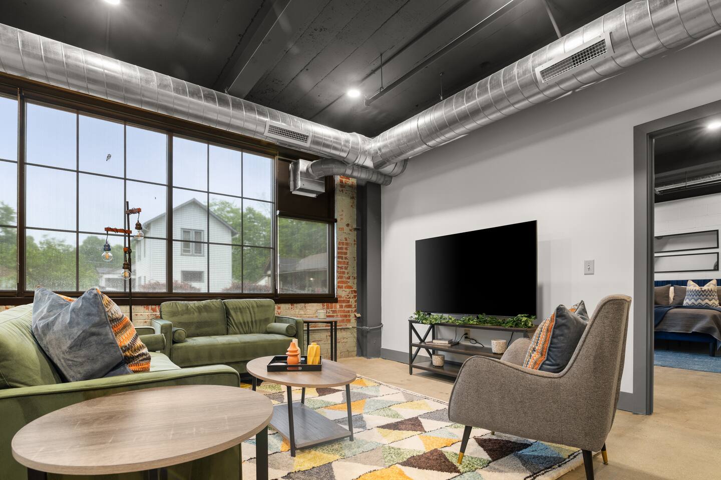 Historic Newark Station- 10% off Earthworks Cafe