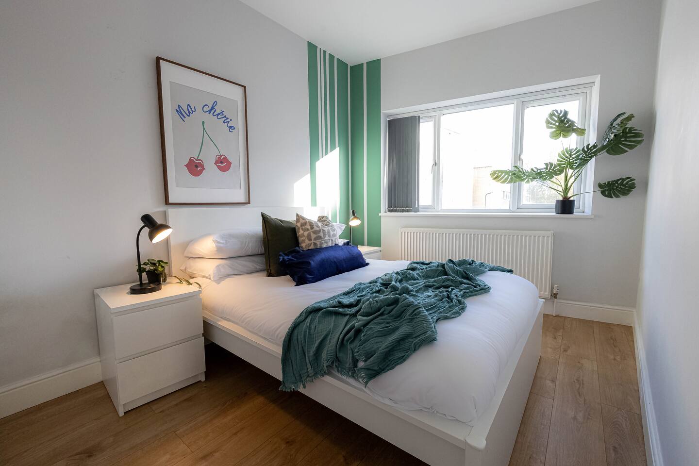 Charming Chalk Farm - 4BD 2BATH - CF1