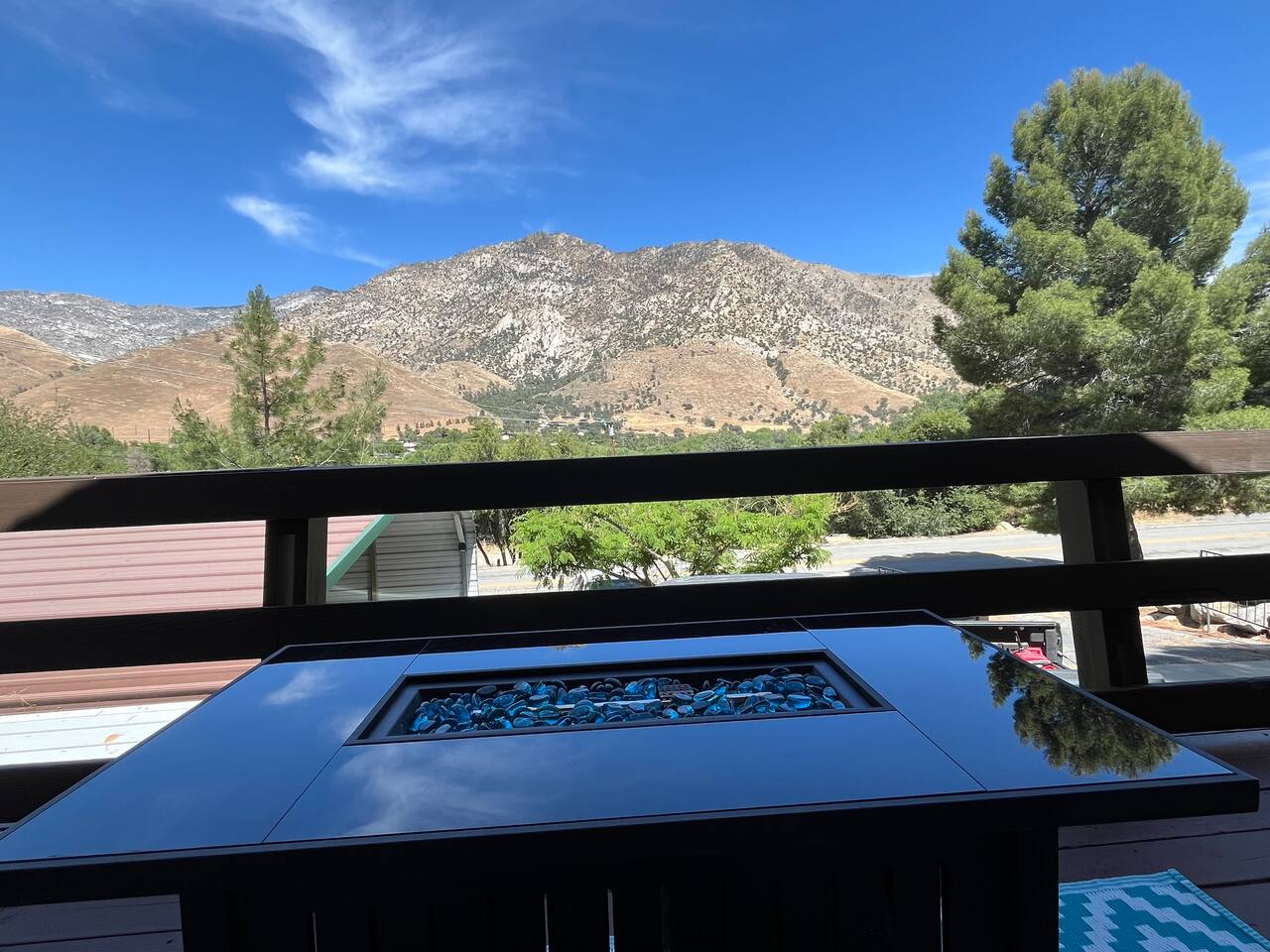 Sunshine Daydream / Sleeps 4 / Near Town Center
