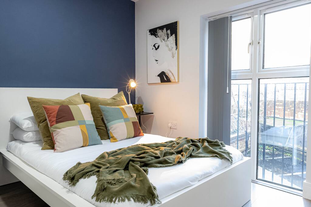 Charming Chalk Farm - 1BD 1BATH - CF4