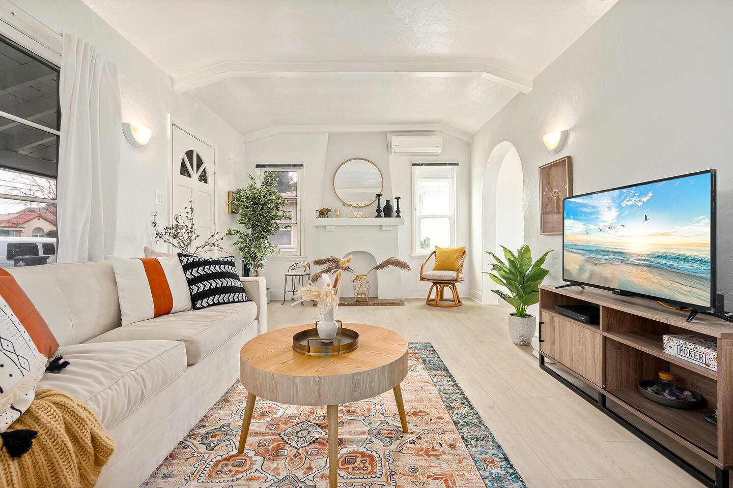 1920s Inglewood near LAX • SoFi • Parking • W/D