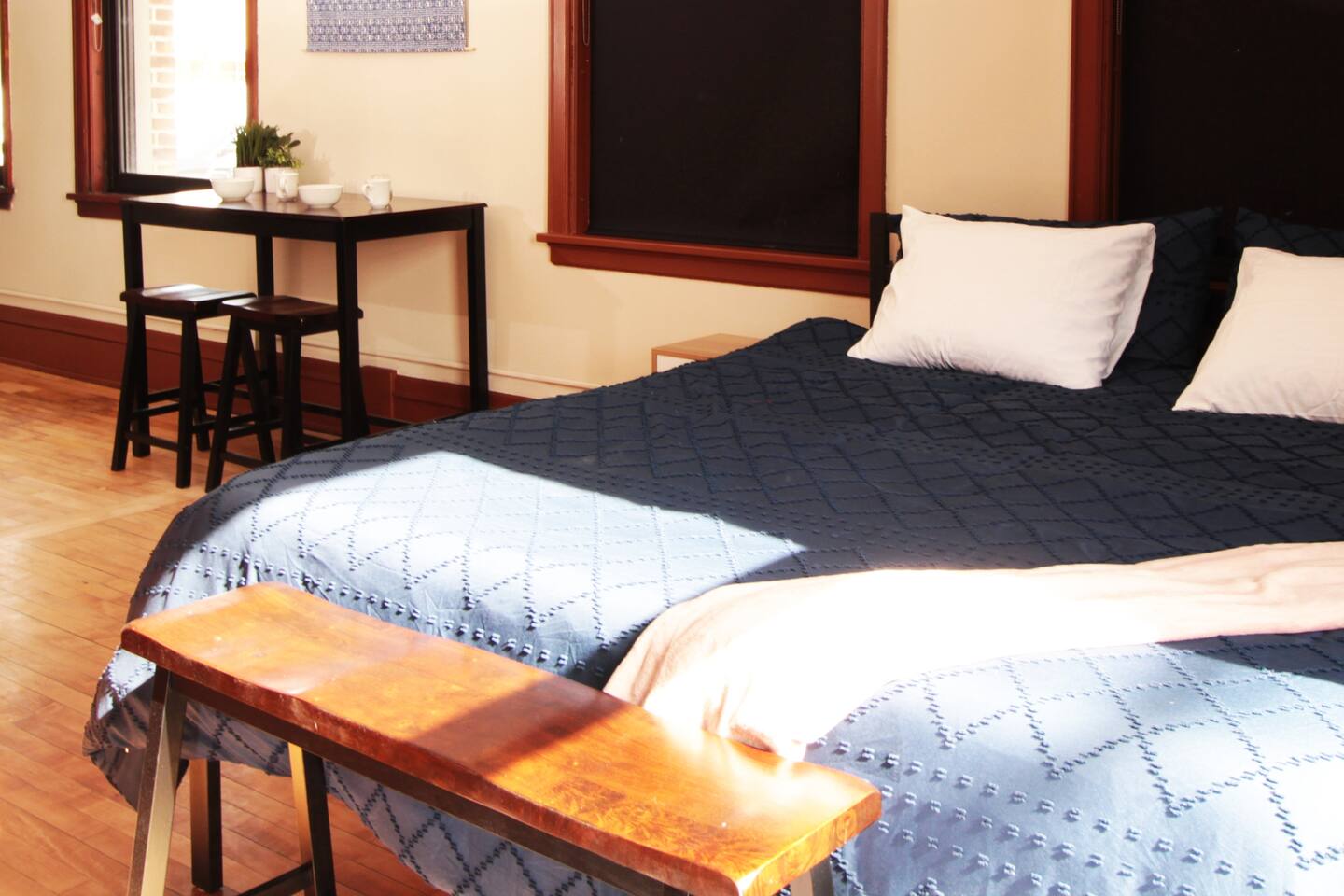 The Exchange 14 | Historic Bldg, Studio, Dwntwn