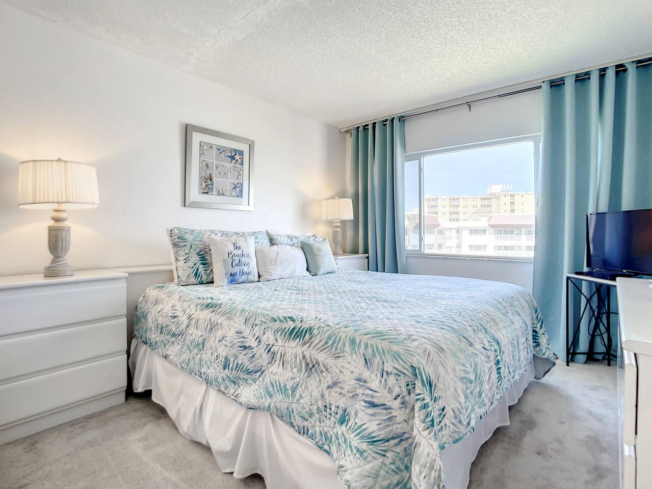 New Smyrna Chateau By The Sea 1 bedroom oceanfront