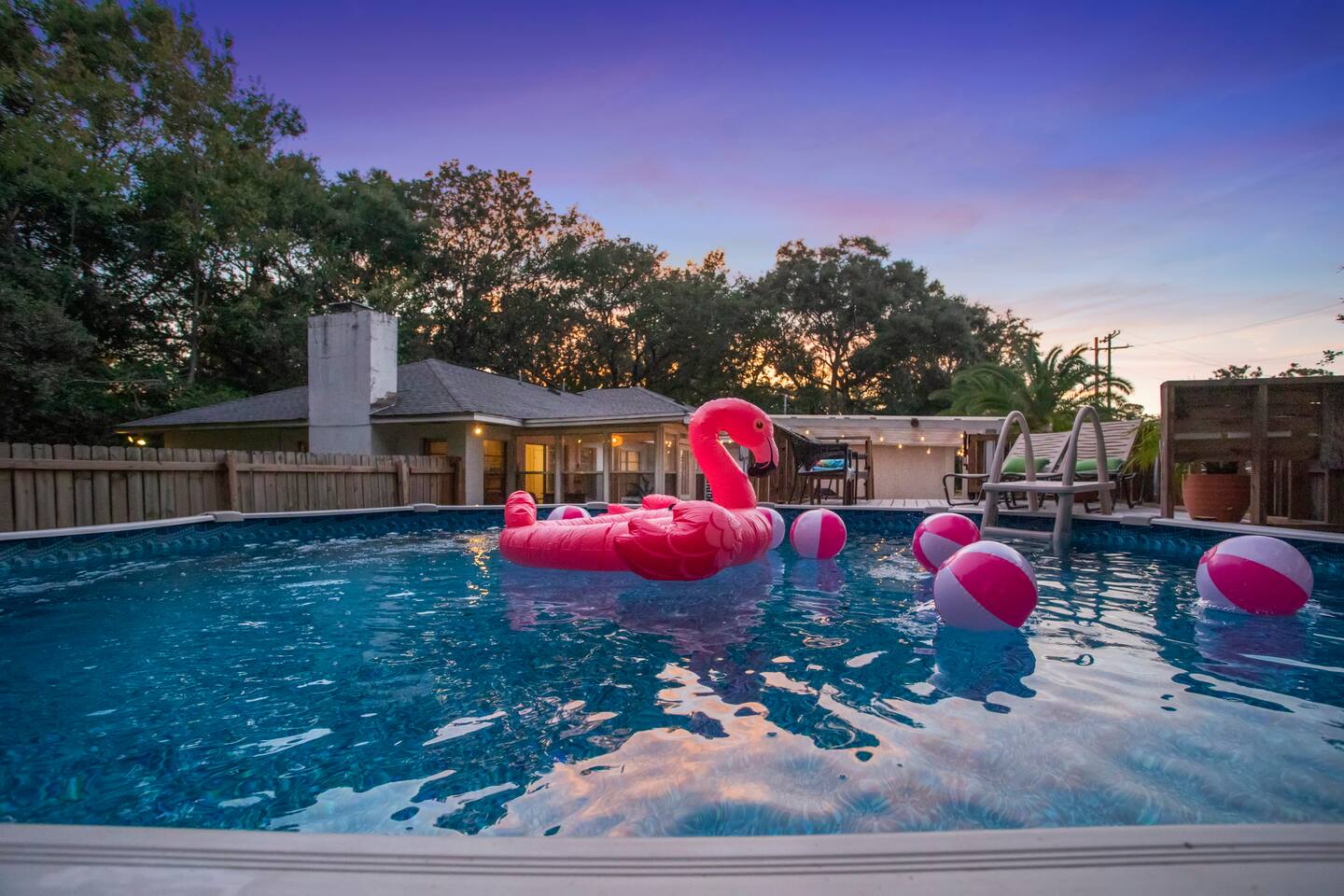 Pool! 2x Primary Suites, 2 mi from Downtown OS!