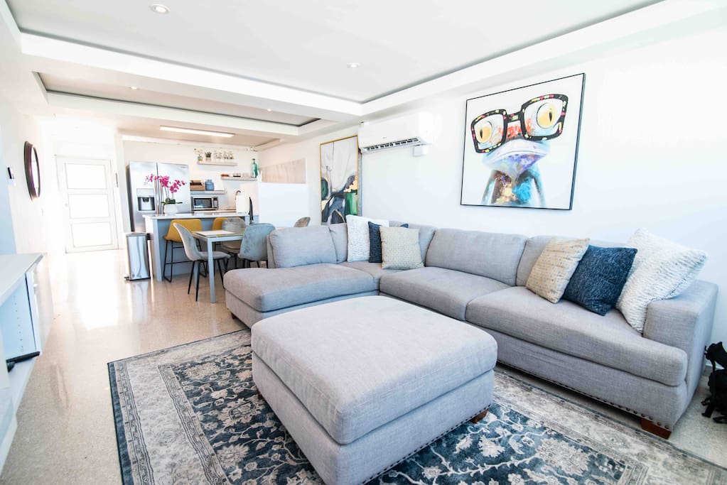 Charming Retreat: w/ Private Balcony & Ocean Views