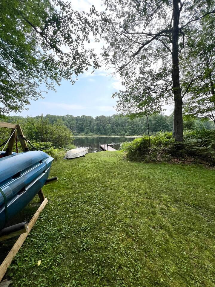 That 70s Place W/ River & Lake Access!