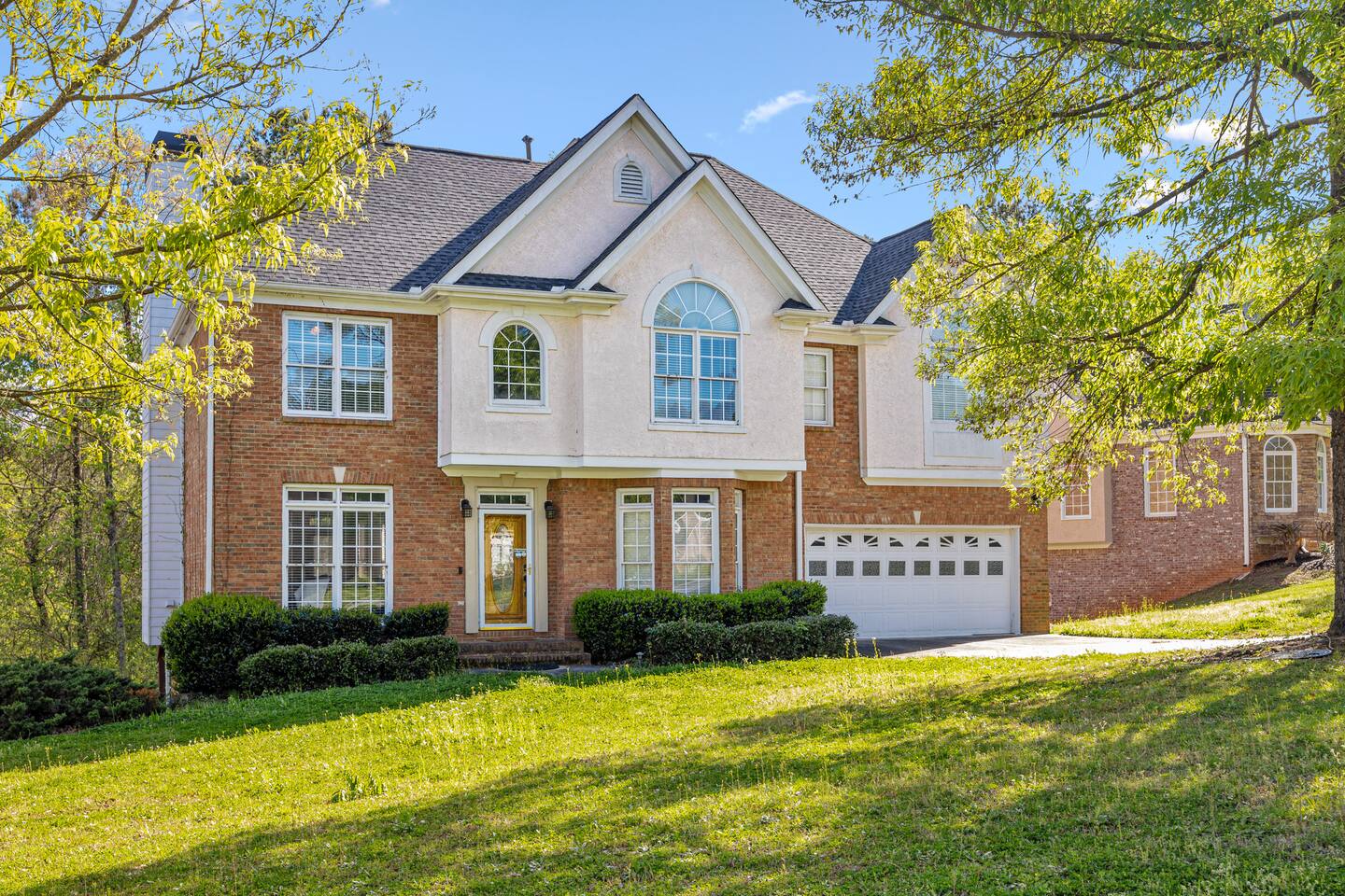 Family-friendly Ellenwood Home with Parking & Deck
