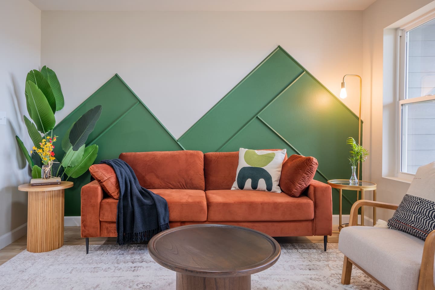 Central Location! Panoramic View! King bed, Arcade